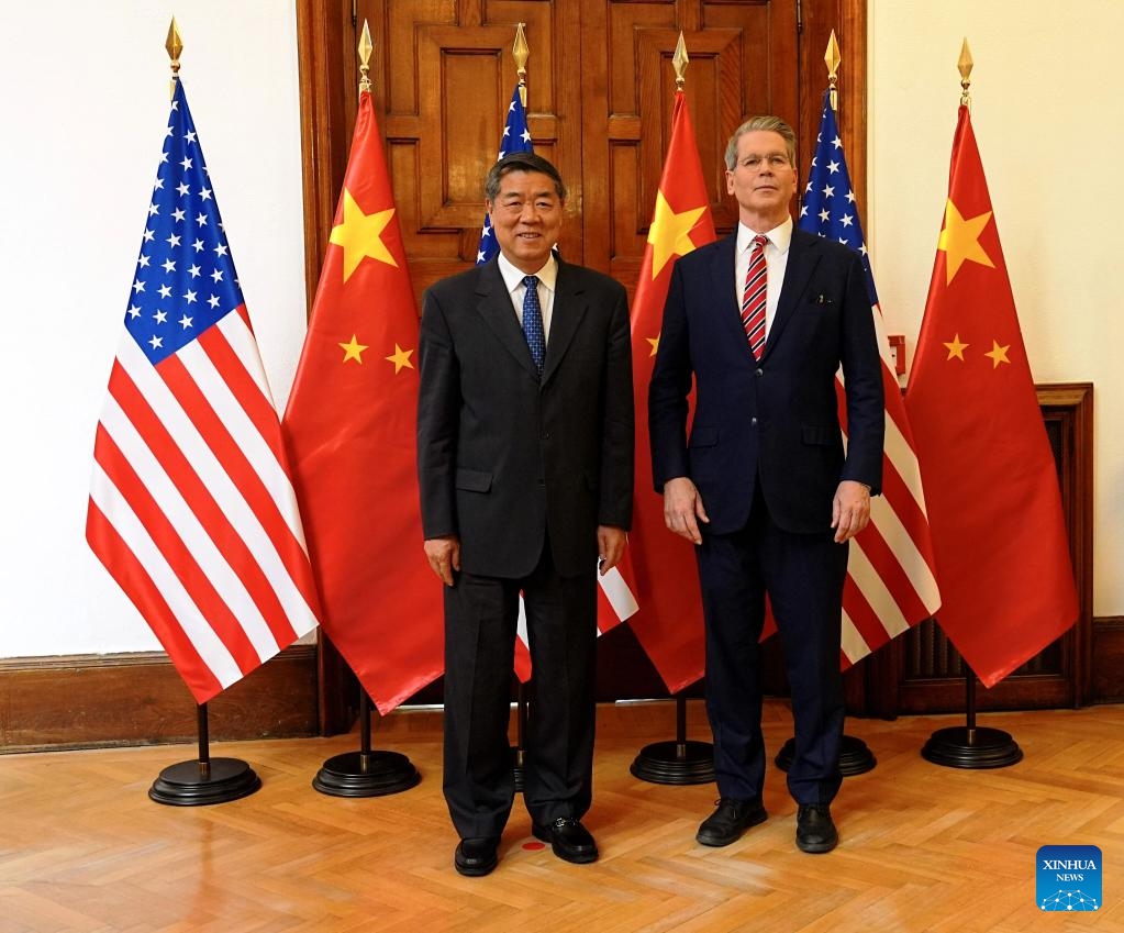 Chinese Vice Premier He Lifeng, also a member of the Political Bureau of the Communist Party of China Central Committee, poses for a photo with U.S. Treasury Secretary Scott Bessent prior to their talks in Madrid, Spain, Sept. 14, 2025. The Chinese and U.S. delegations convened here on Sunday for talks on economic and trade issues. (Photo:Xinhua)